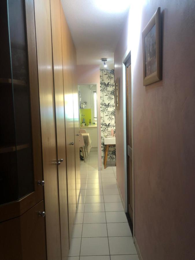 Mon Appart Avec Terrasse Et Piscine Roquebrune-Cap-Martin Exterior foto
