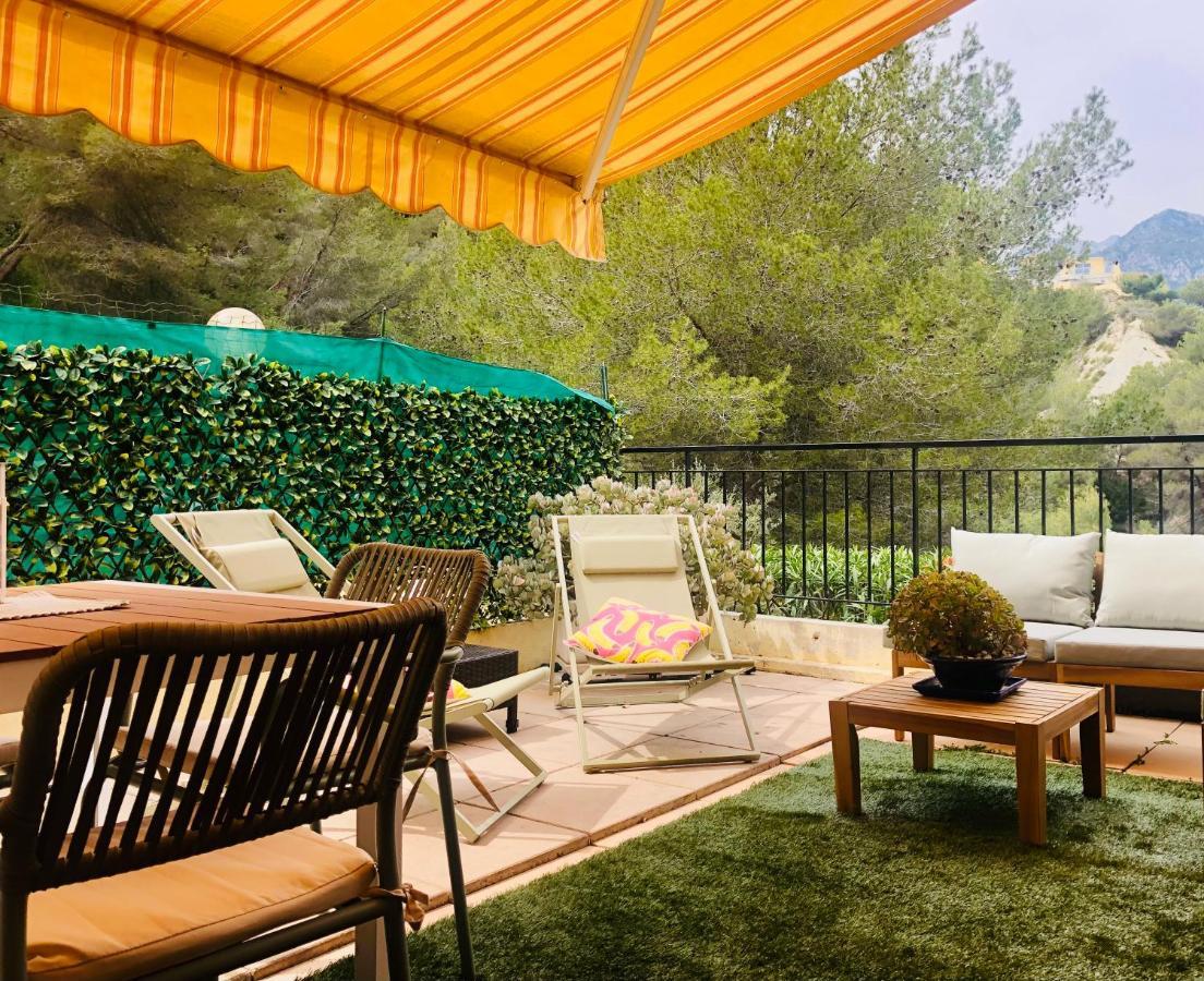 Mon Appart Avec Terrasse Et Piscine Roquebrune-Cap-Martin Exterior foto